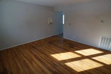 Main picture of 2201 N 32nd St