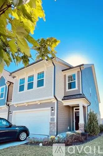 Main picture of 1000 Brennan Green Ct
