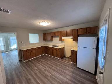 Main picture of 108 Cantal Dr