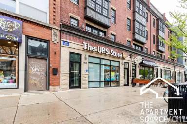 Main picture of 2027 W Division St