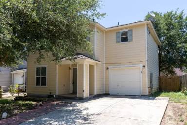 Main picture of 139 Hampton Bnd