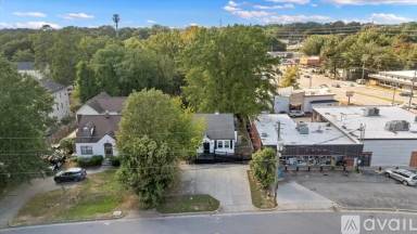 Main picture of 1006 Carlton Ave