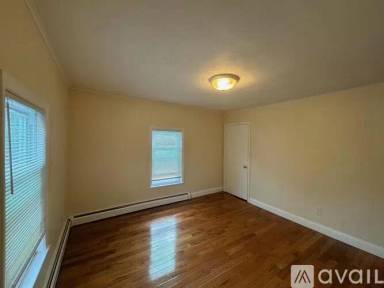 Main picture of 213 Beacon St