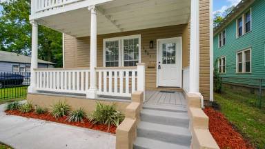 Main picture of 1831 Walnut St