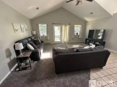 Main picture of 1641 Olympus Dr