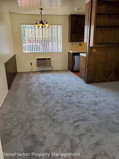Main picture of 4336 Oregon St
