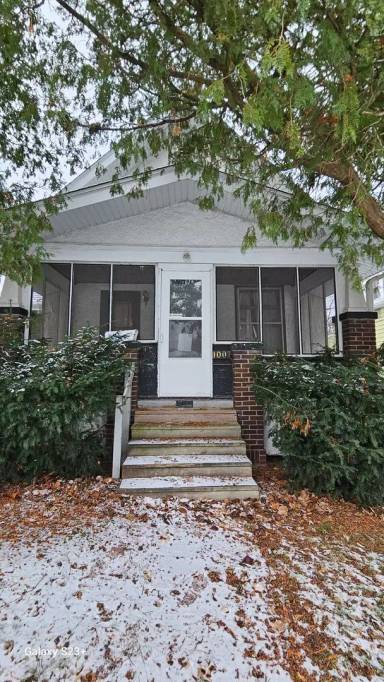 Main picture of 1007 Low St