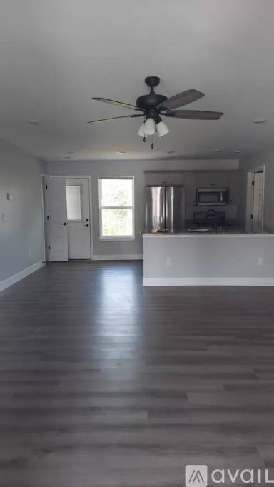 Main picture of 401 Eagle St
