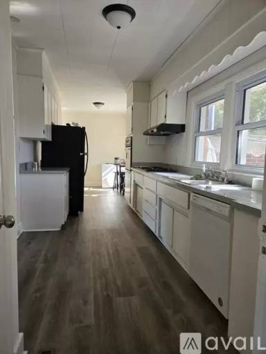 Main picture of 520 Talmadge Ave