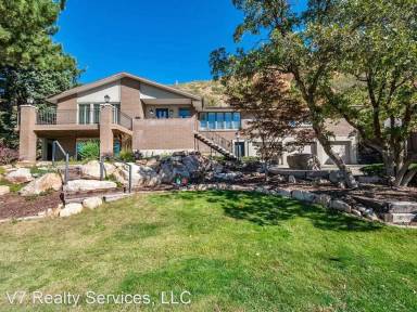 Main picture of 4733 S Mile High Dr