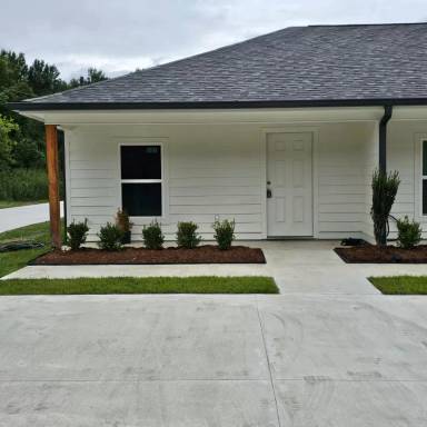 Main picture of 1300 Lafourche Dr