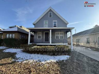 Main picture of 7019 W Burleigh St