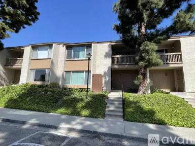 Main picture of 1656 Tapir Cir