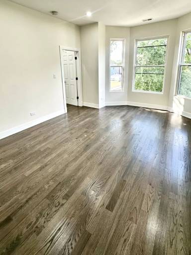 Main picture of 603 E Bowen Ave