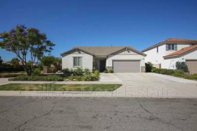 Main picture of 29513 Village Pkwy