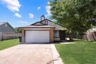 Main picture of 2306 Remington Dr
