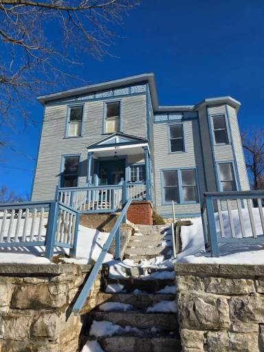 Main picture of 821 Alby St