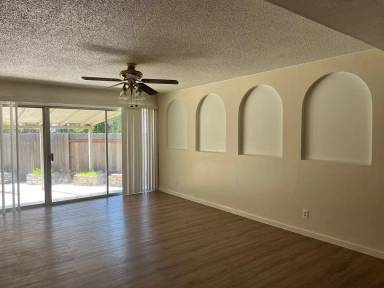 Main picture of 7018 4th Pkwy
