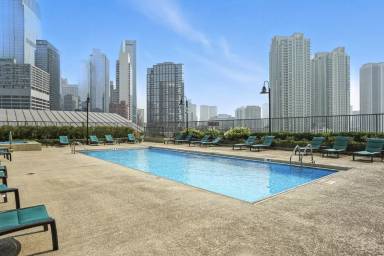 Main picture of 530 N Kingsbury St