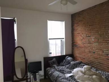 Main picture of 20 Beacon St