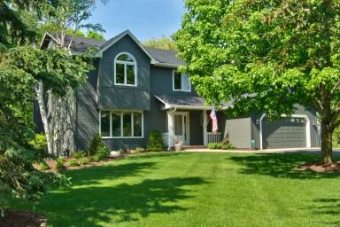 Main picture of 5833 Turtle Lake Rd