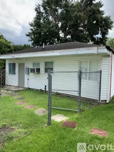 Main picture of 2124 Louisiana Ave