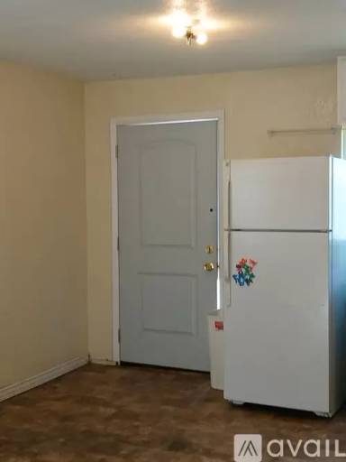Main picture of 1111 E Fairmont Ave
