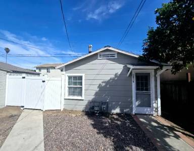 Main picture of 1914 Gramercy Ave