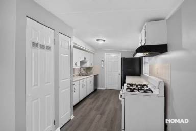 Main picture of 420 E Aberdeen St