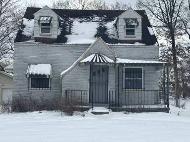 Main picture of 229 E Avondale Ave