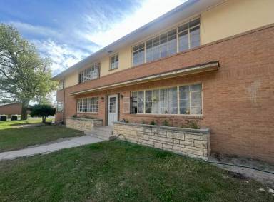 Main picture of 216 Ingalls St