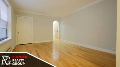 Main picture of Roscoe Apartments