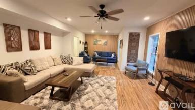 Main picture of 4245 Azurite St