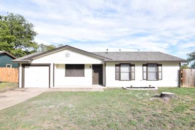 Main picture of 711 Michelle Dr