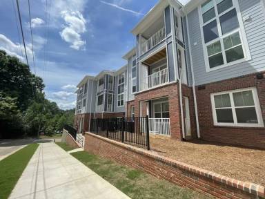Main picture of 1401 Stovall Dr