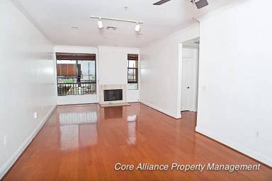 Main picture of 6938 Laurel Canyon Blvd