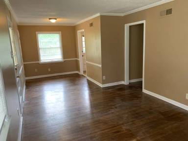 Main picture of 4071 Wildwood Dr