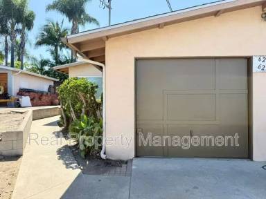 Main picture of 627 N Citrus Ave