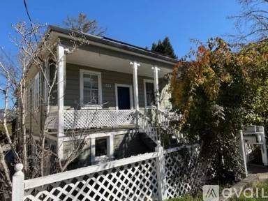 Main picture of 224 Woodland Ave
