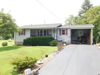 Main picture of 714 Crittenden Dr