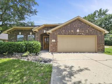 Main picture of 922 Fife Dr