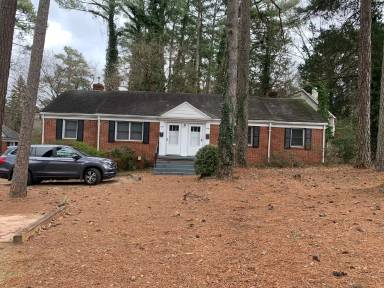 Main picture of 1200 Duplin Rd