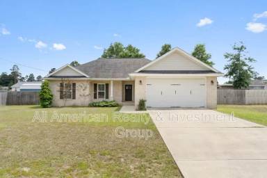 Main picture of 4464 Goldfinch Way