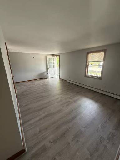 Main picture of 12 Goldsmith Ln