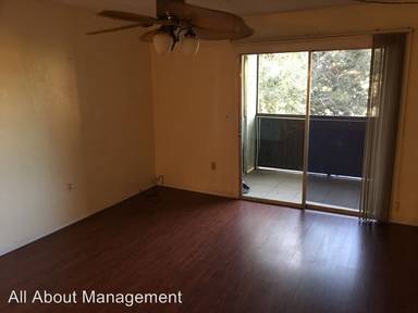 Main picture of 936 Lake Destiny Rd