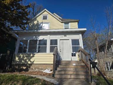 Main picture of 3105 Girard Ave N