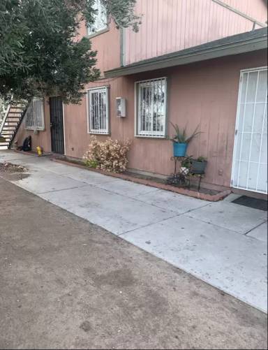 Main picture of 13 Britz Cir