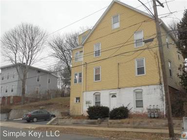 Main picture of 222 Clark St