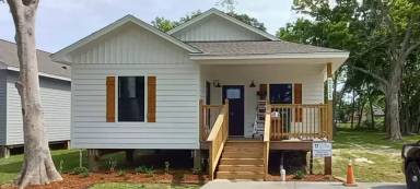 Main picture of 2125 Hebert Rd
