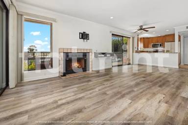 Main picture of 3903 California St